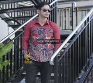 Kemeja Batik Prabuseno Motif Anggita Merah