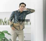 Kemeja Batik Prabuseno Motif Samudra Biru